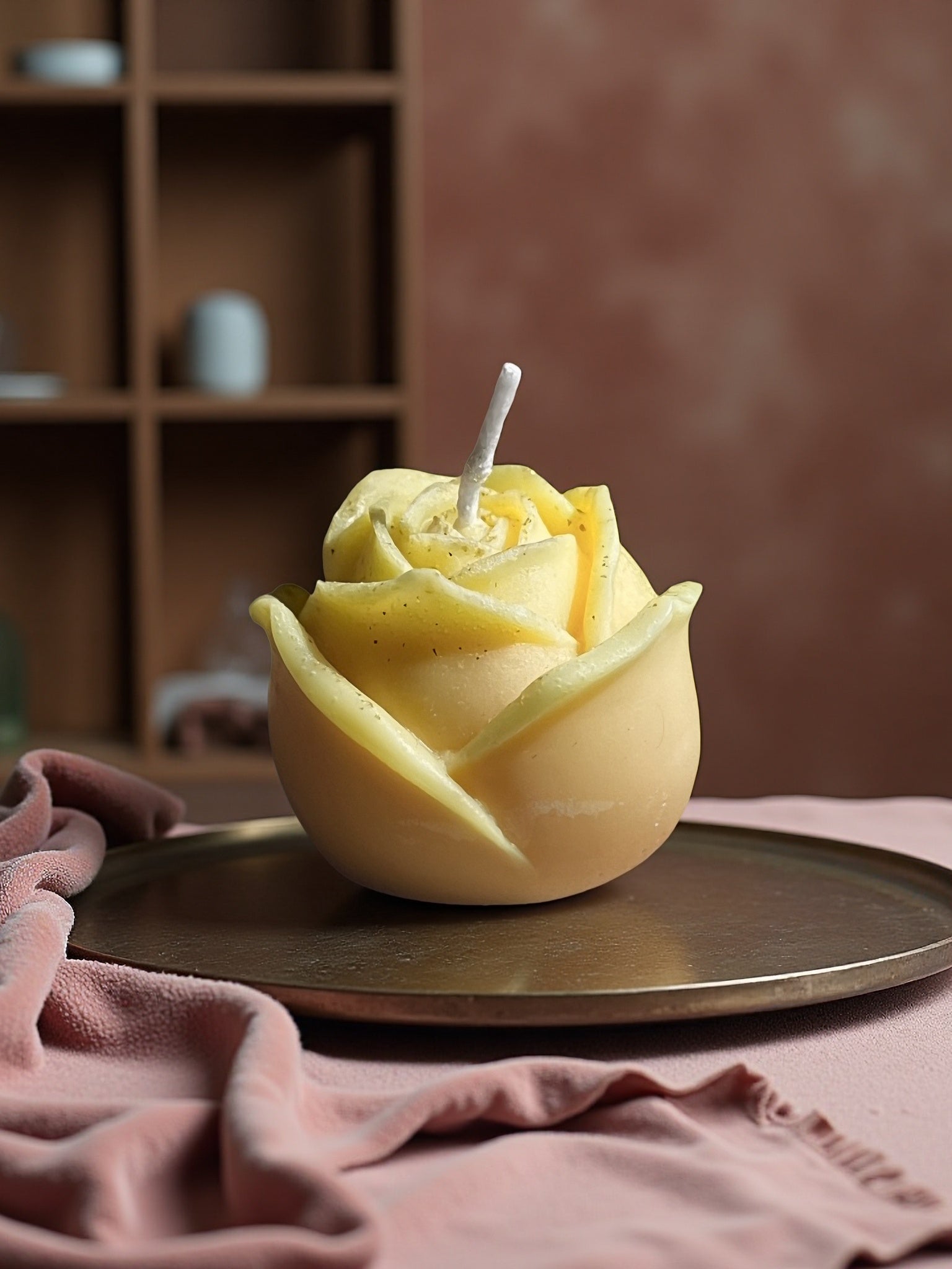rose candle